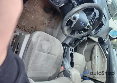 2014 Ford Escape Se z USA, uszkodzony, nr VIN 1FMCU9G98EUD59893